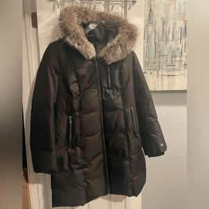 SOIA&KYO black parka coat in size large. Barely worn. Great condition!